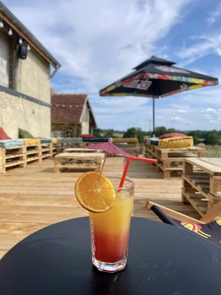Shaka Pub, terrasse panoramique cocktail, réservation